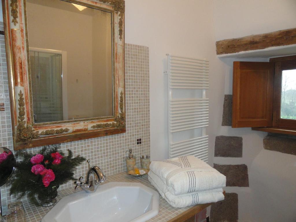 Manoir De La Branche Bed and Breakfast Maen Roch Εξωτερικό φωτογραφία