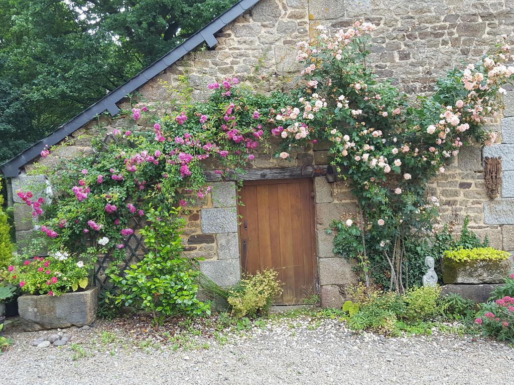 Manoir De La Branche Bed and Breakfast Maen Roch Εξωτερικό φωτογραφία